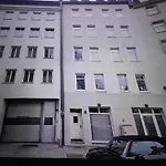 Tillmann Munich Hjaz